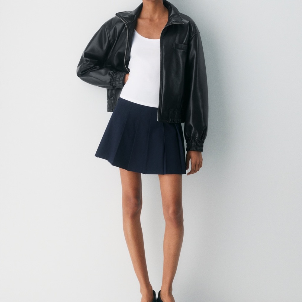 Aritzia | Olive Micro Skirt